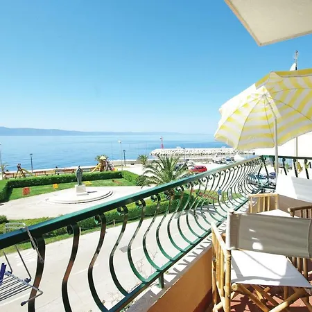 Seafront Apartment+balcony Appartamento Podgora (Split-Dalmatia)